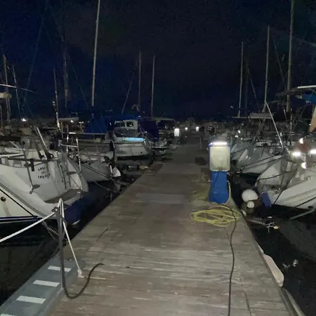 Botel Barca A Vela 8,50 Treduelle *